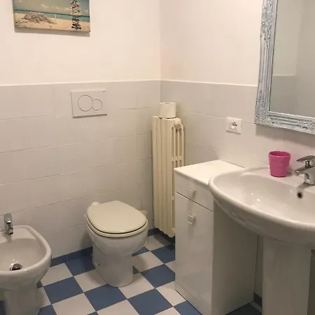 Blue Shades Apartment